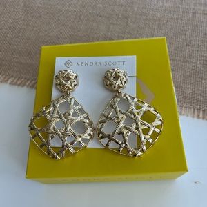 Kendra Scott Natalie statement earrings